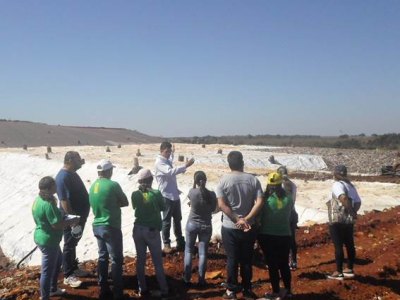 Estudantes visitam o Aterro Sanitário e a UTR